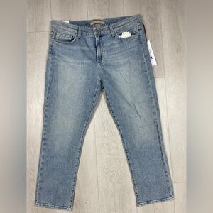 Women’s Joe’s Jeans “The Lara” Mid Rise Cigarette Crop in Light Wash 32